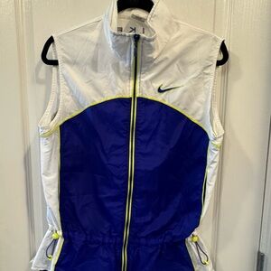 Nike White and Red Tag